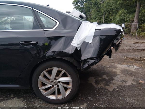 2018 VOLKSWAGEN PASSAT 2.0T SE — I6