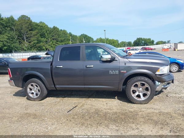 2017 RAM 1500 LARAMIE  4X4 5'7 BOX