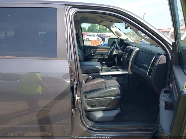 2017 RAM 1500 LARAMIE  4X4 5'7 BOX