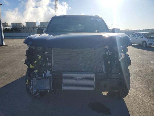 2025 NISSAN ARMADA Platinum