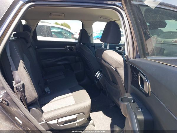 2025 KIA SORENTO LX