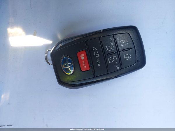 2024 TOYOTA SIENNA XSE