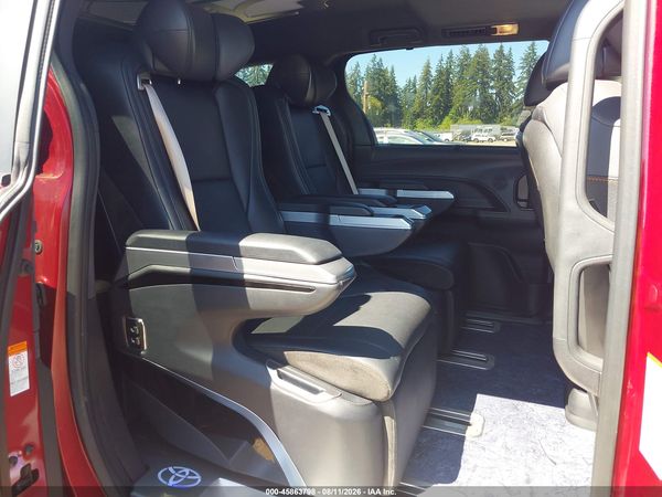 2024 TOYOTA SIENNA XSE