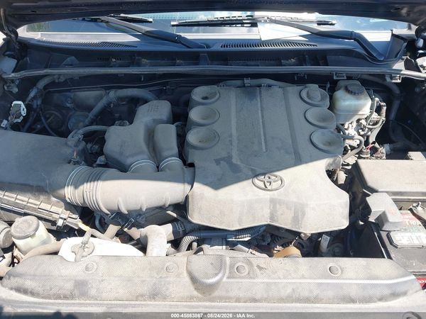 2017 TOYOTA 4RUNNER LIMITED — I10