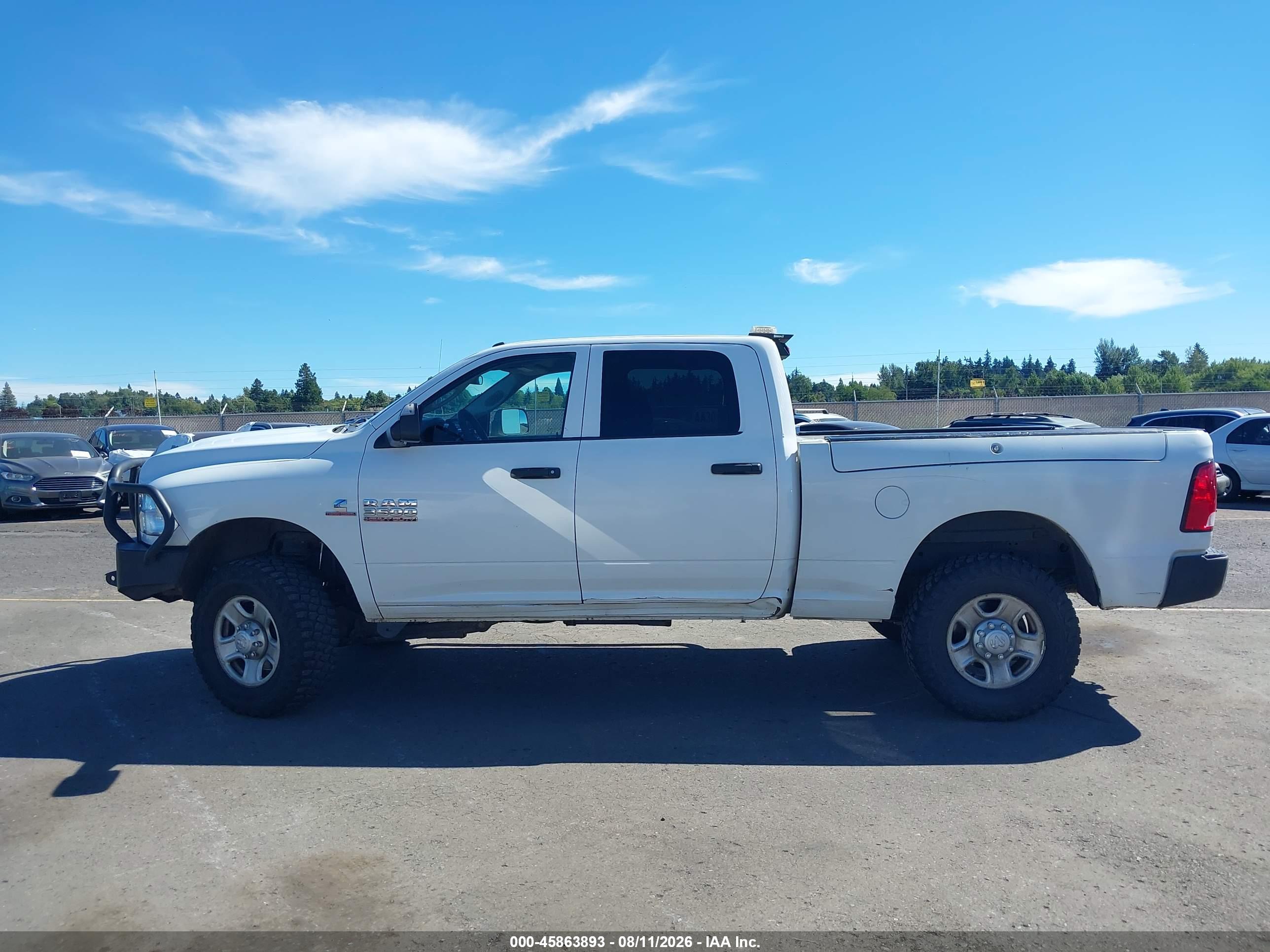 2017 RAM 3500 TRADESMAN  4X4 6'4 BOX