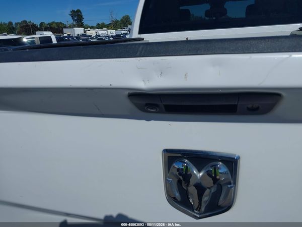 2017 RAM 3500 TRADESMAN  4X4 6'4 BOX