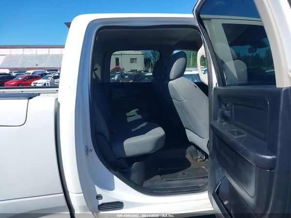 2017 RAM 3500 TRADESMAN  4X4 6'4 BOX