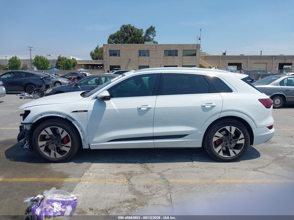 2023 AUDI E-TRON PREMIUM PLUS QUATTRO