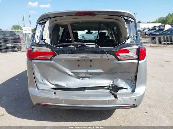 2019 CHRYSLER PACIFICA LIMITED