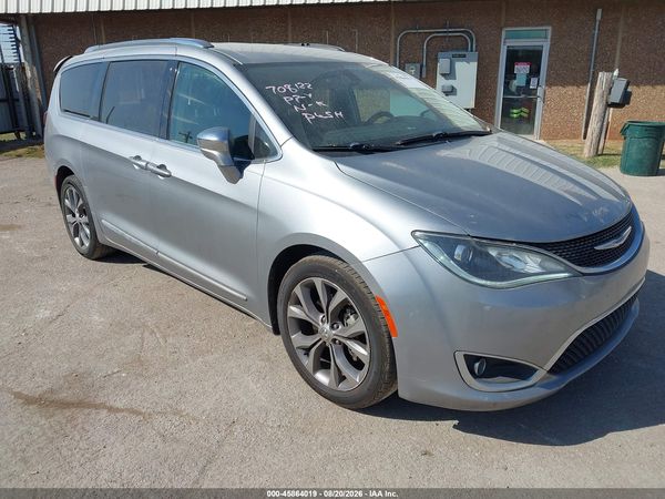2019 CHRYSLER PACIFICA LIMITED