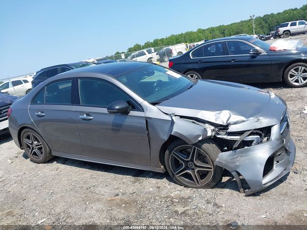 2019 MERCEDES-BENZ A 220 A220
