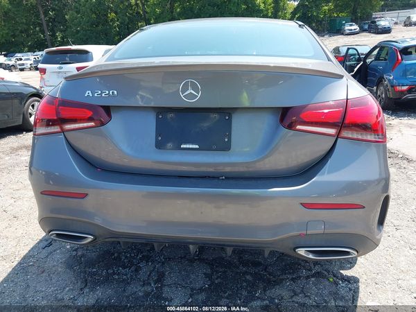 2019 MERCEDES-BENZ A 220 A220