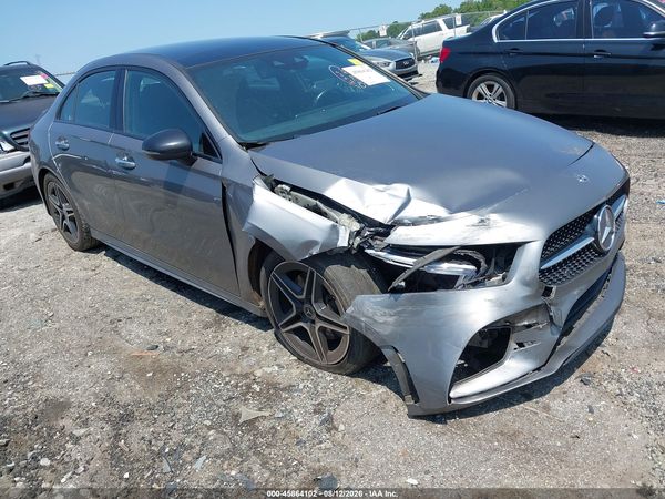 2019 MERCEDES-BENZ A 220 A220