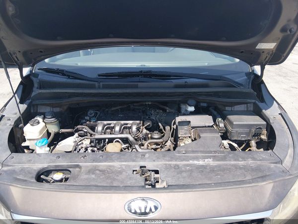 2016 KIA SEDONA LX