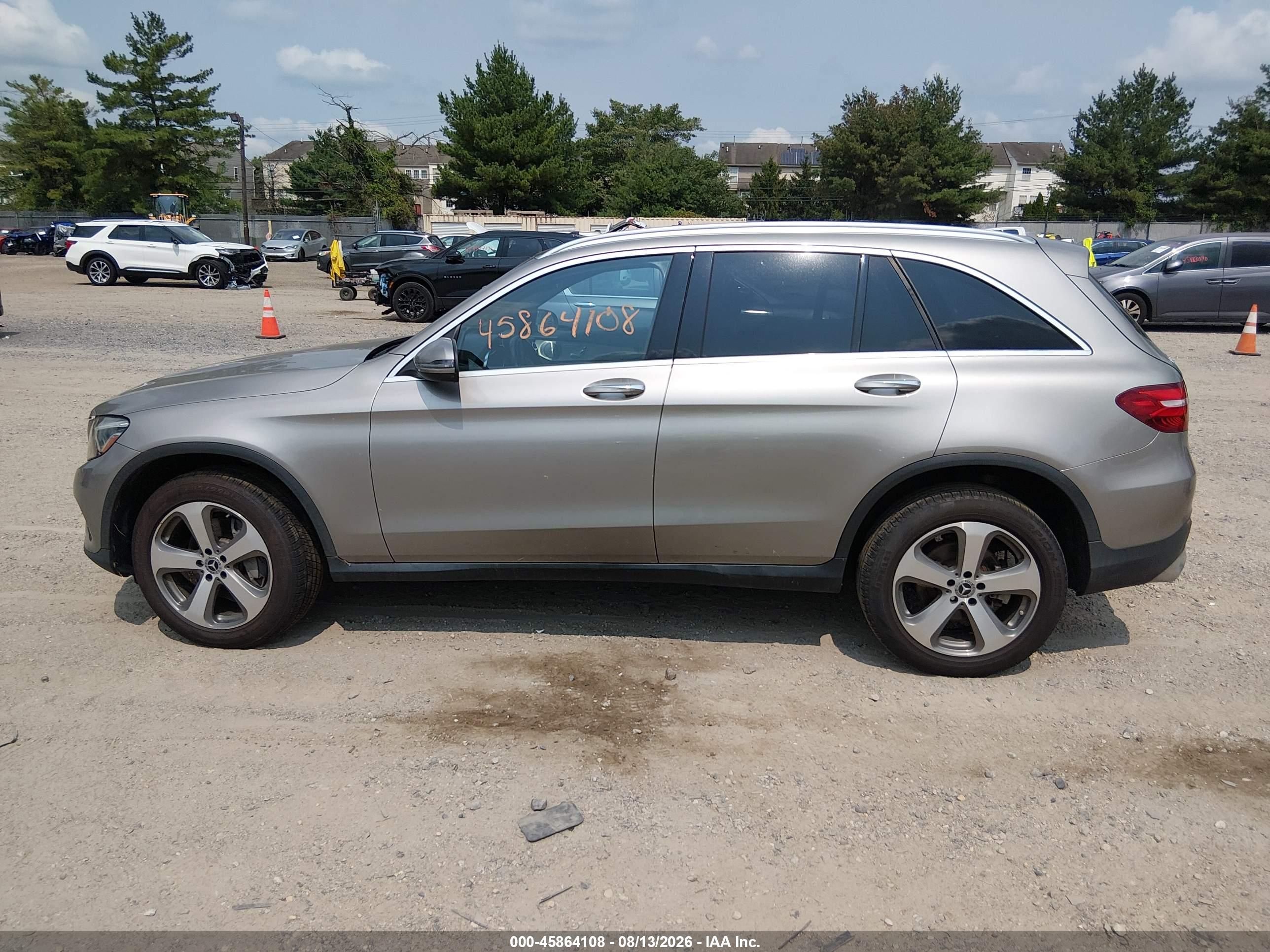 2019 MERCEDES-BENZ GLC 300 4MATIC