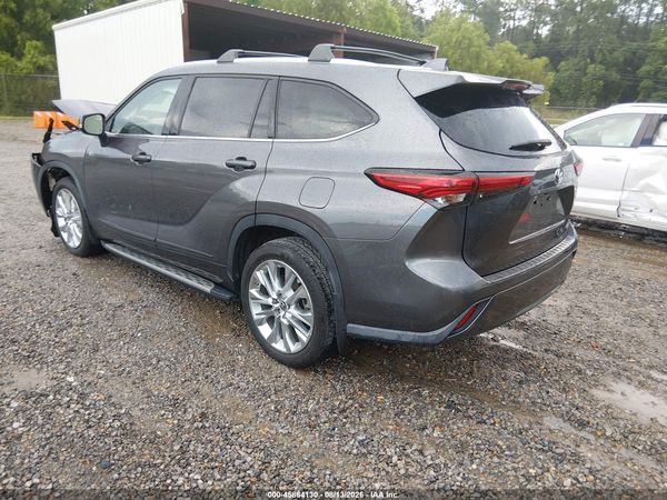 2021 TOYOTA HIGHLANDER LIMITED