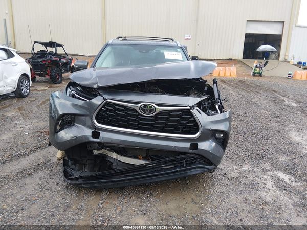 2021 TOYOTA HIGHLANDER LIMITED