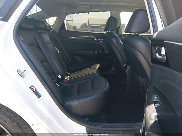 2018 KIA CADENZA LIMITED
