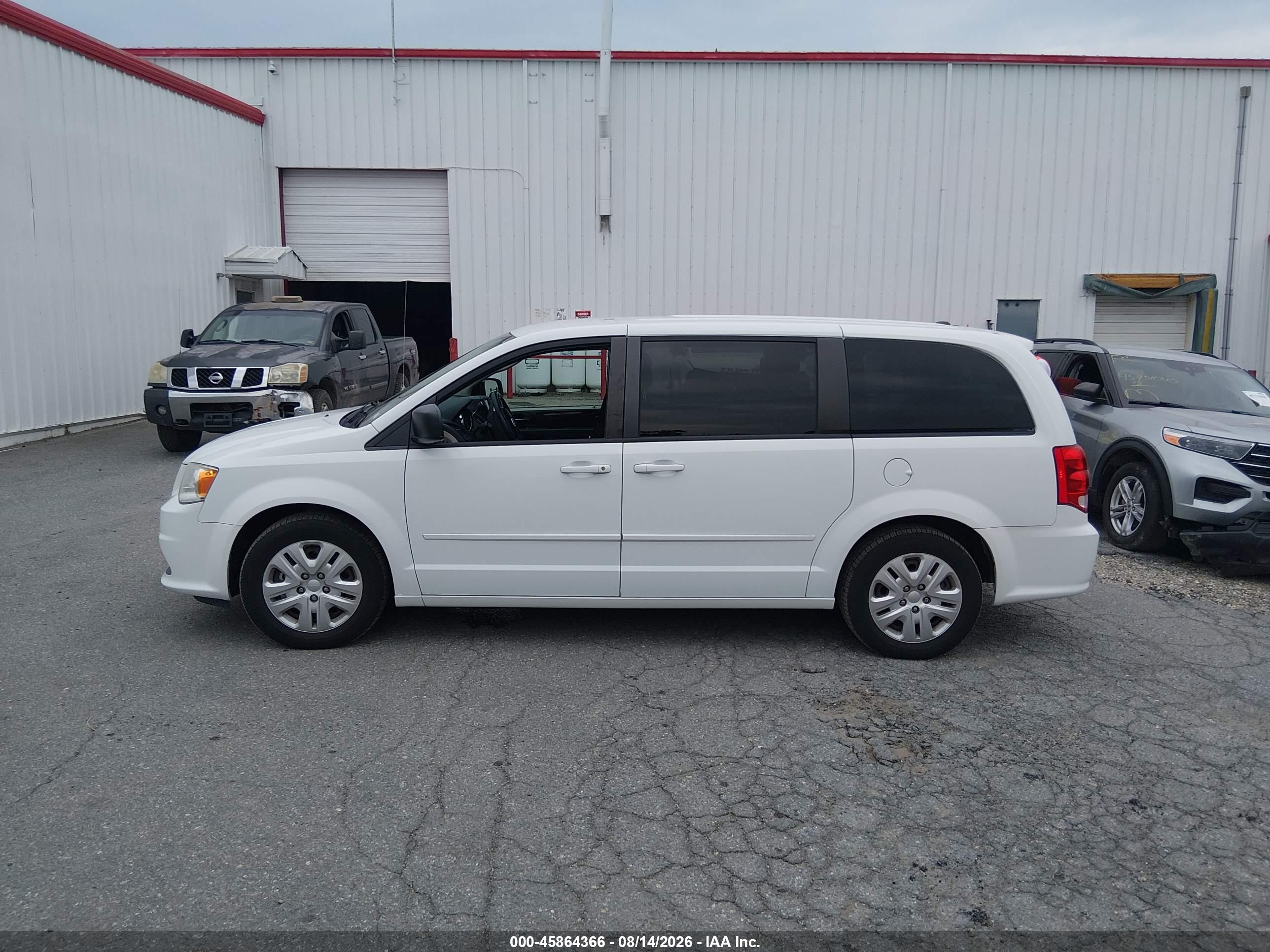 2017 DODGE GRAND CARAVAN SE