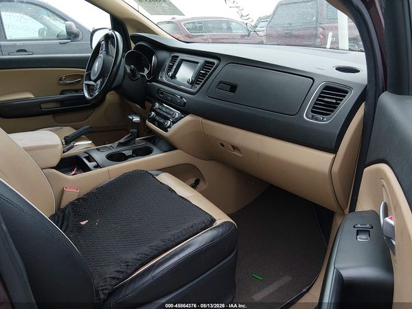 2017 KIA SEDONA LX
