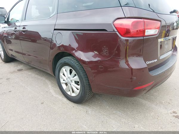 2017 KIA SEDONA LX