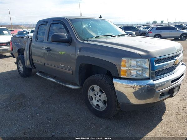 2013 CHEVROLET SILVERADO 1500 LT — I1