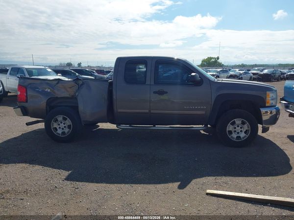 2013 CHEVROLET SILVERADO 1500 LT — I116