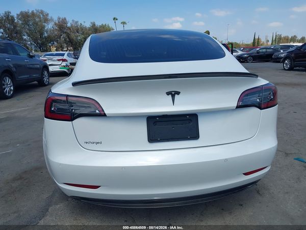 2018 TESLA MODEL 3 LONG RANGE/PERFORMANCE