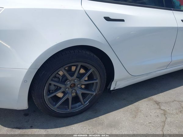 2018 TESLA MODEL 3 LONG RANGE/PERFORMANCE