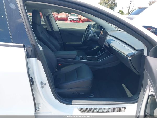 2018 TESLA MODEL 3 LONG RANGE/PERFORMANCE