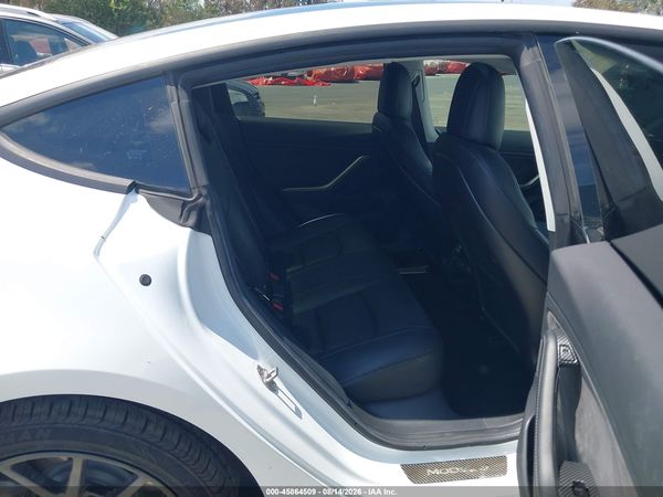 2018 TESLA MODEL 3 LONG RANGE/PERFORMANCE