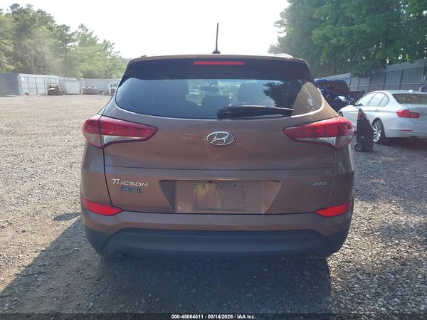 2017 HYUNDAI TUCSON SE