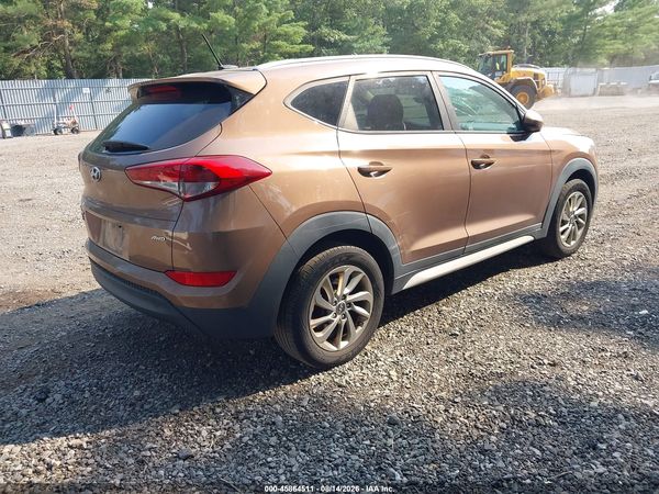 2017 HYUNDAI TUCSON SE