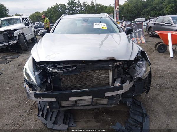 2018 INFINITI QX30 LUXURY