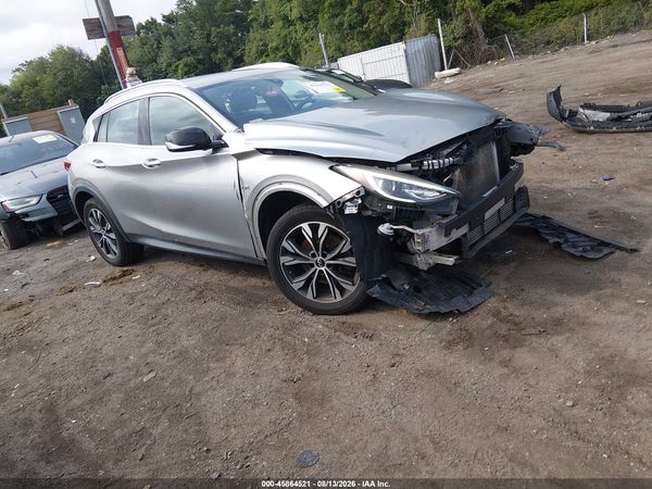 2018 INFINITI QX30 LUXURY