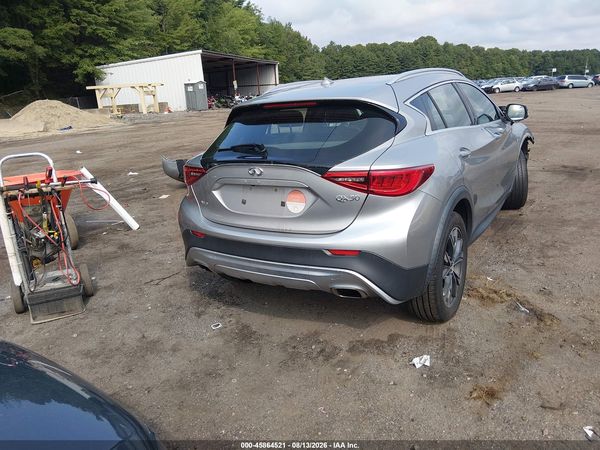 2018 INFINITI QX30 LUXURY