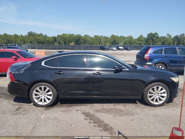 2017 VOLVO S90 T6 MOMENTUM