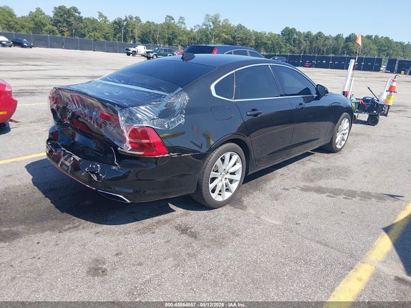 2017 VOLVO S90 T6 MOMENTUM