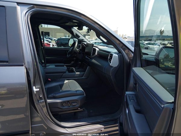 2024 TOYOTA TUNDRA PLATINUM