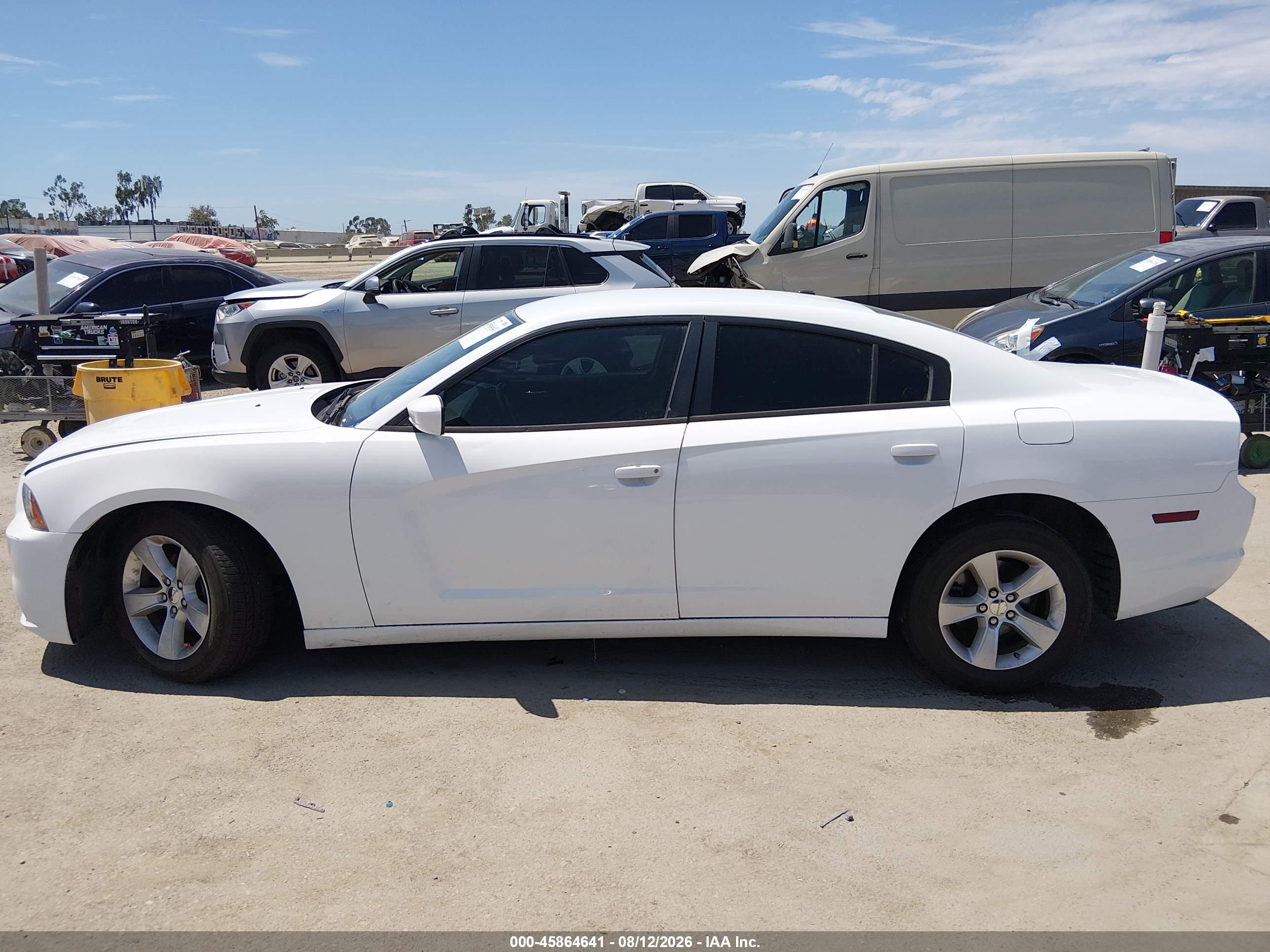 2012 DODGE CHARGER SE