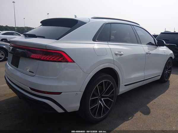 2021 AUDI Q8