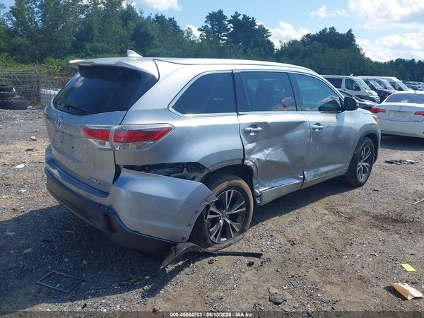 2016 TOYOTA HIGHLANDER XLE V6