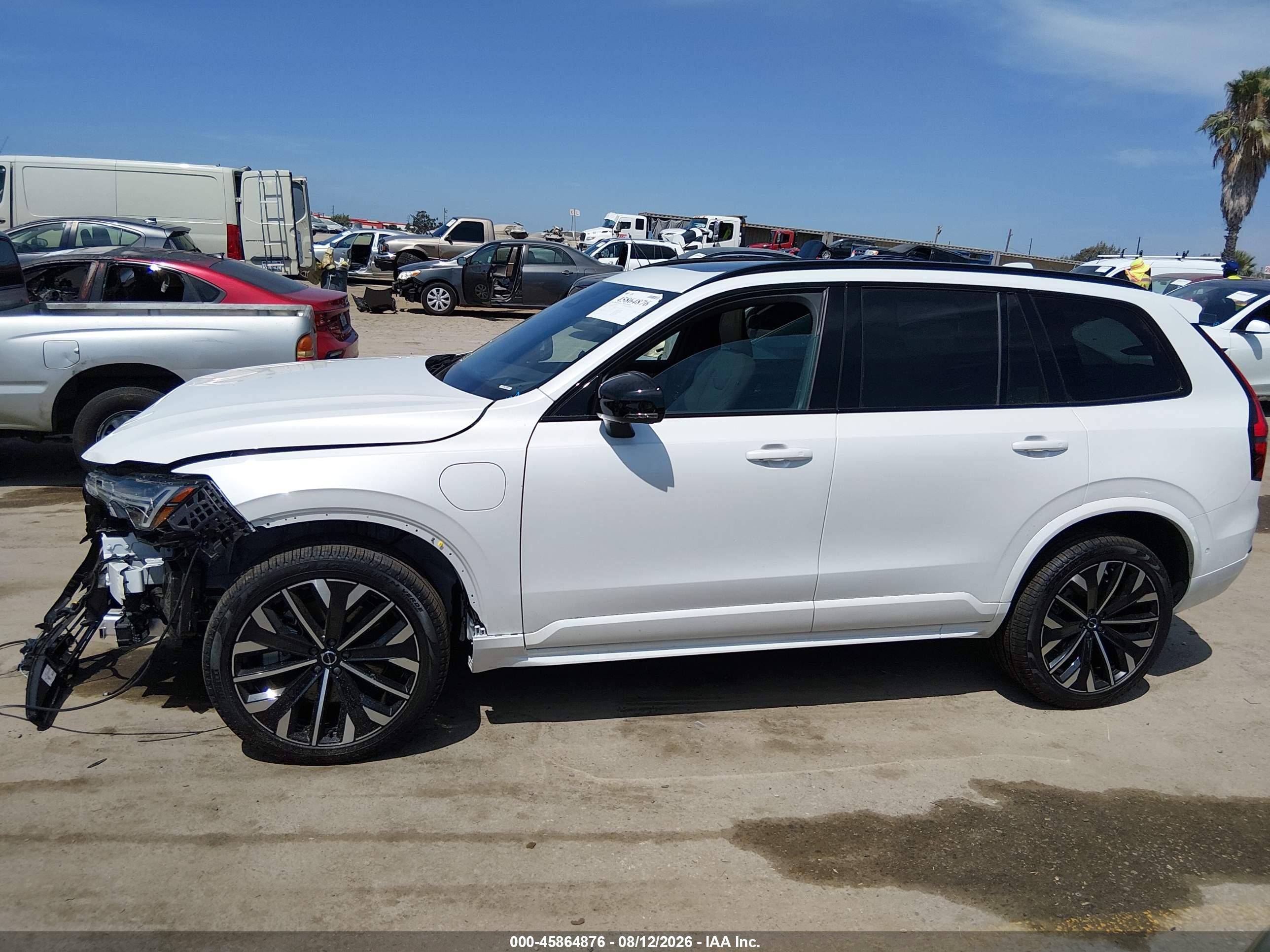 2026 VOLVO XC90 PLUG-IN HYBRID