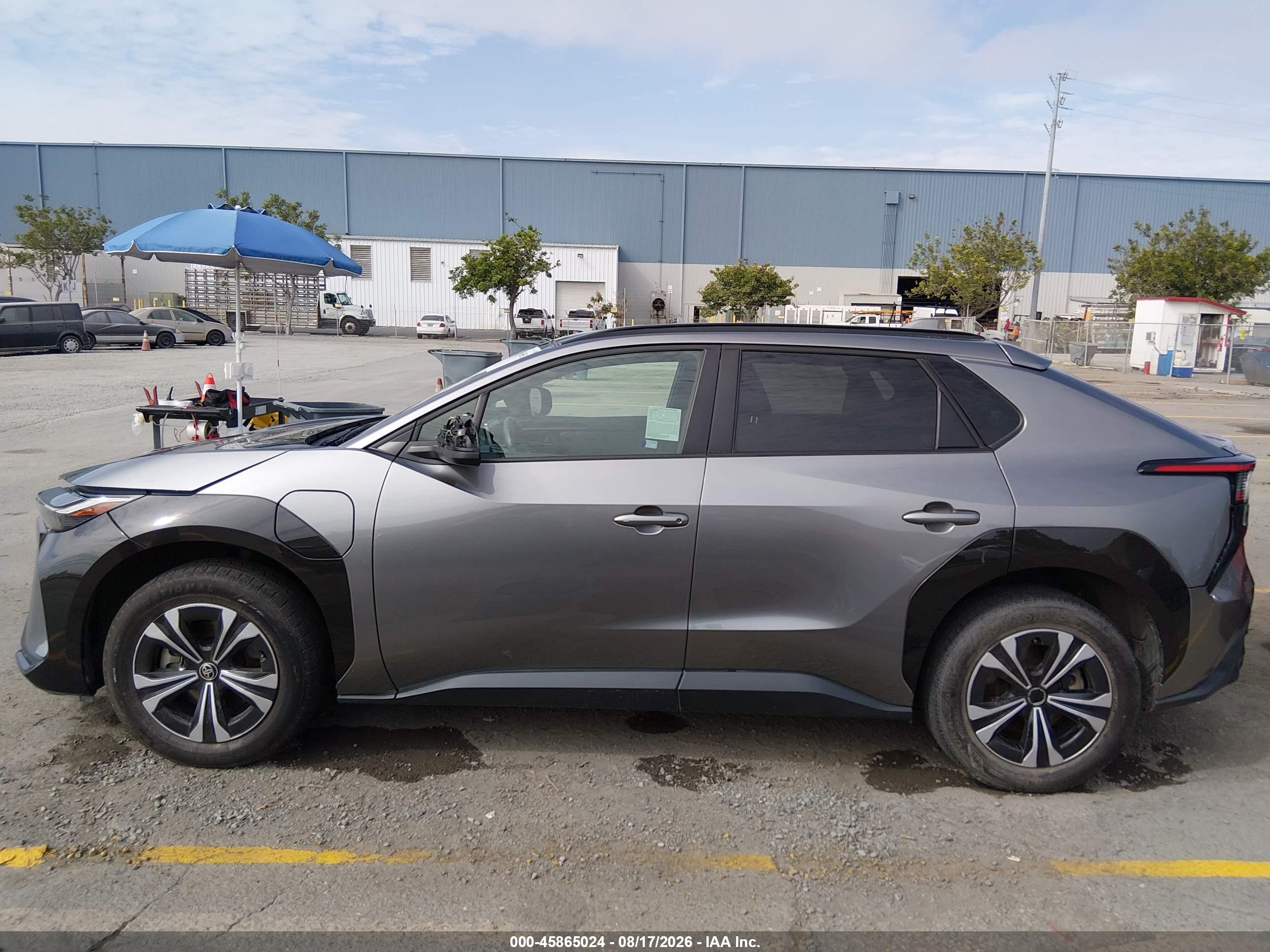 2023 TOYOTA BZ4X XLE