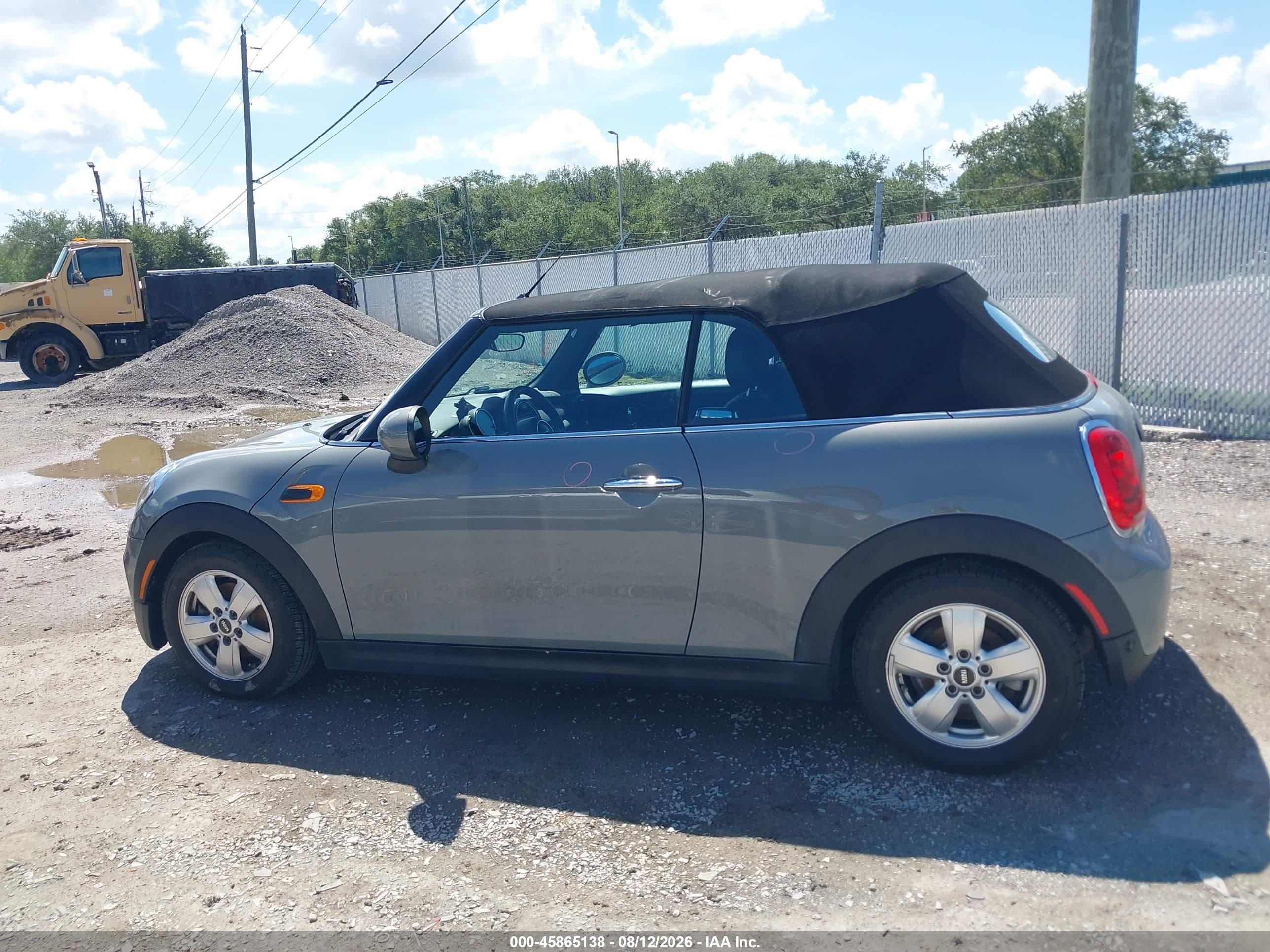 2019 MINI CONVERTIBLE COOPER