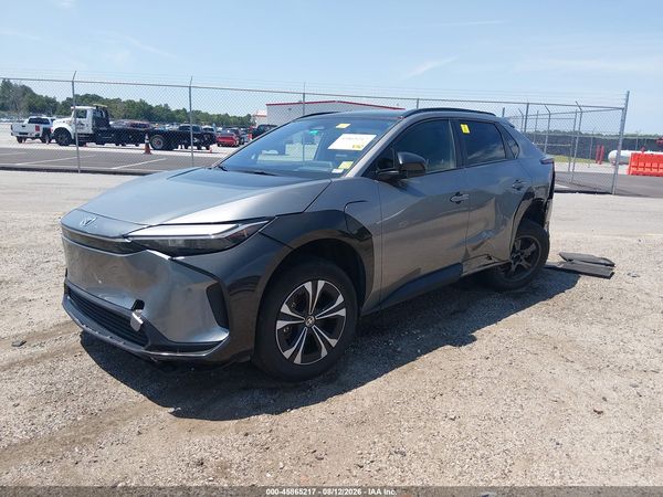 2024 TOYOTA BZ4X XLE