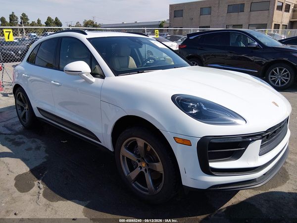 2022 PORSCHE MACAN