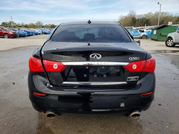 2015 INFINITI Q50