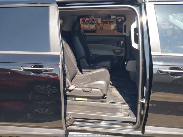 2025 KIA CARNIVAL MPV HYBRID EX