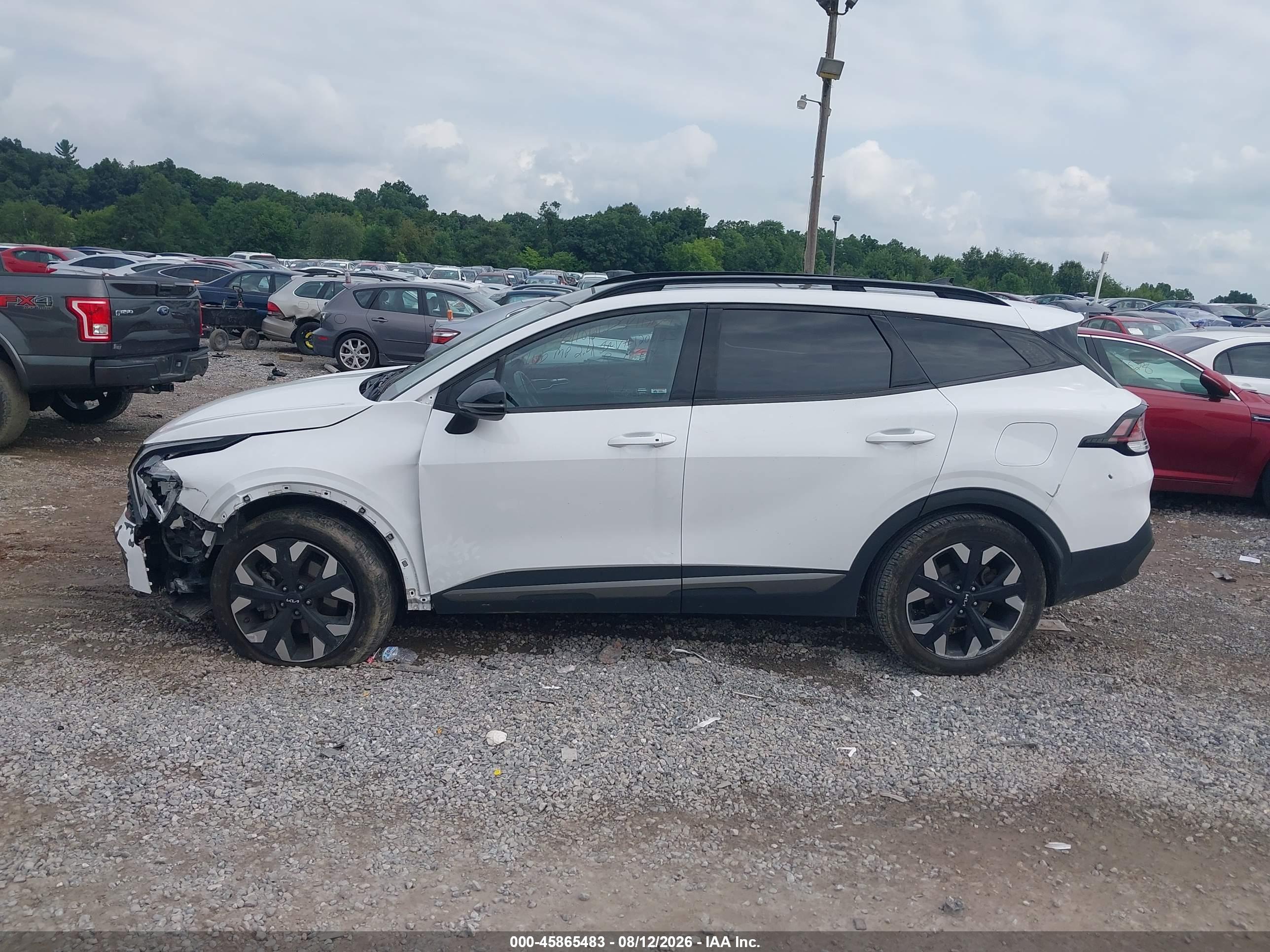 2023 KIA SPORTAGE X-LINE